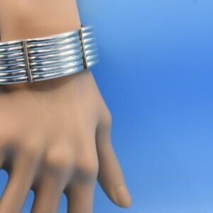 Tiffany & Co  Wide Ribbed Bracelet Vintage, Rare, Sterling Silver, Mexico